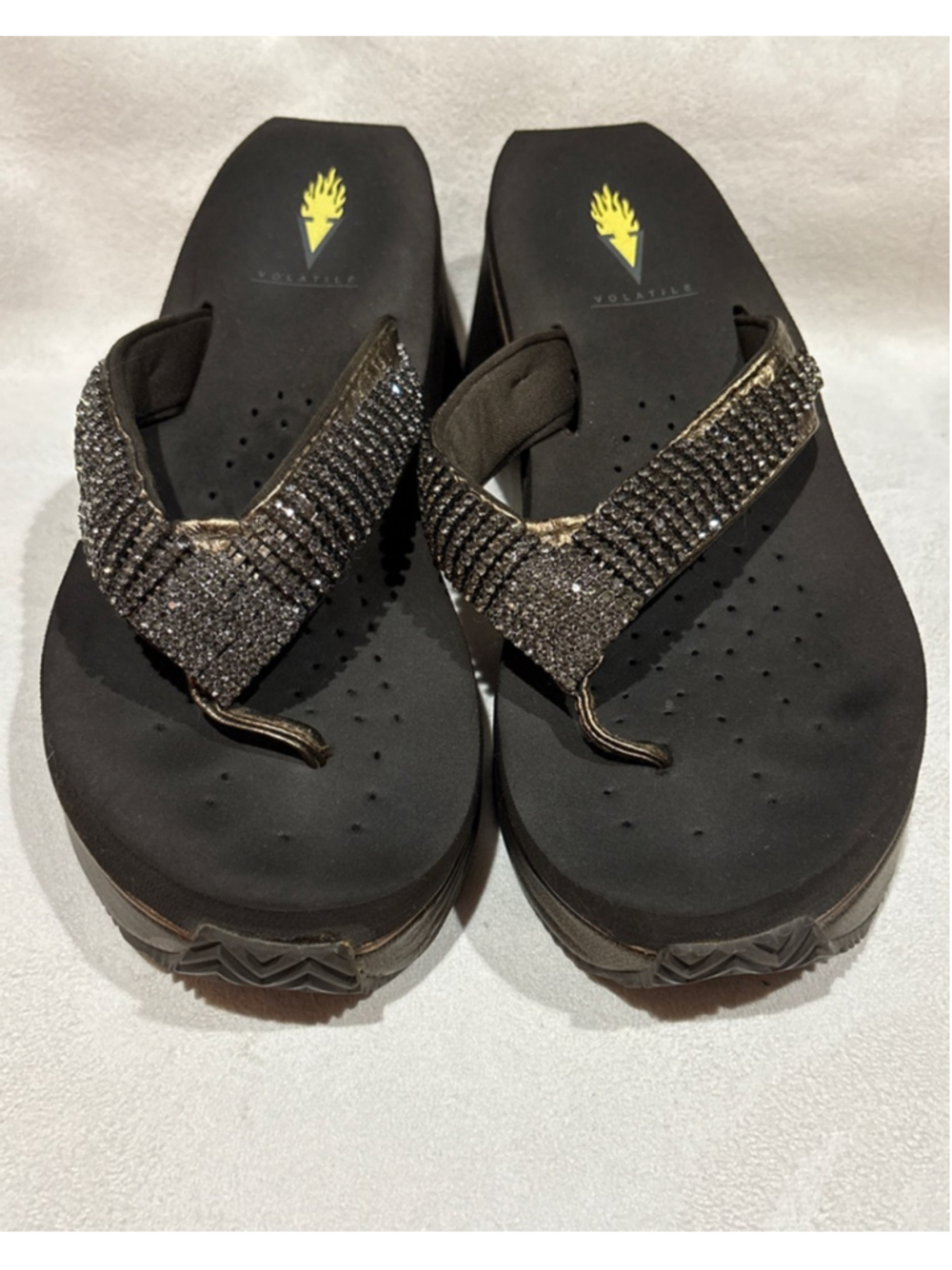 Women's VOLATILE Black Gold Rhinestone Wedge Sandals Size 7